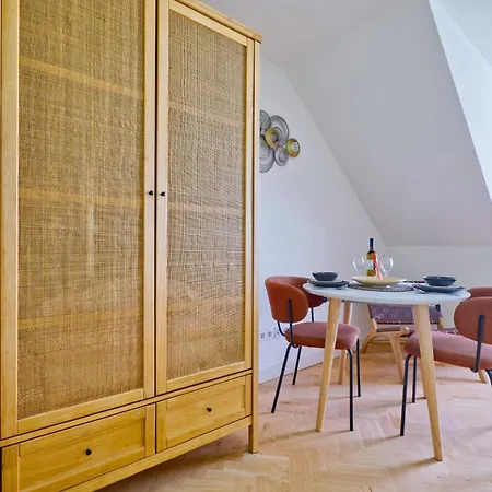 Daire Beautiful Flat - Bairro Alto Lisbon